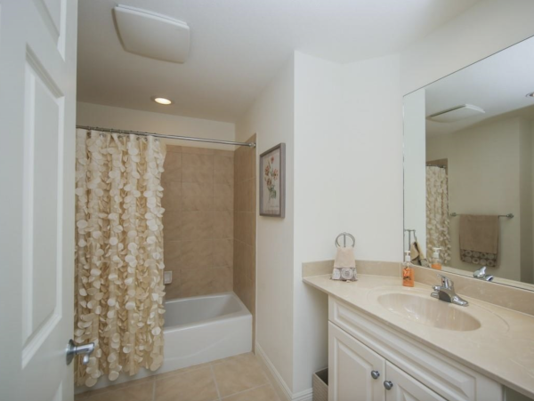 Downtown Sarasota Vacation Rentals Luxury Condo with Skyline Views